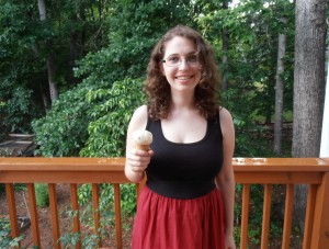 Ice cream in the great outdoors of my porch...and seriously, this is the only pic that I don't look like I'm holding a microphone. I should have found a cool hat and a book and pretended to be the Statue of Liberty.